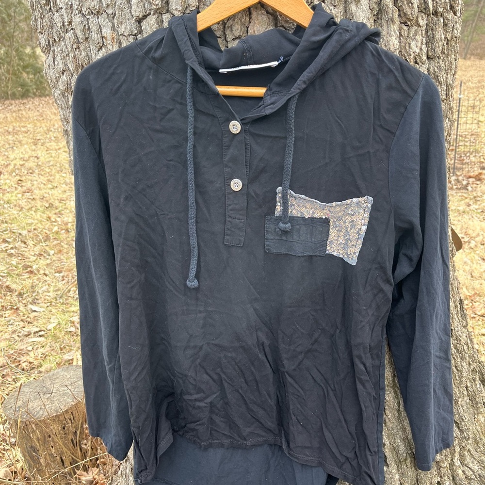 ⭐️Amorosa T-Shirt Hoodie in size S/M